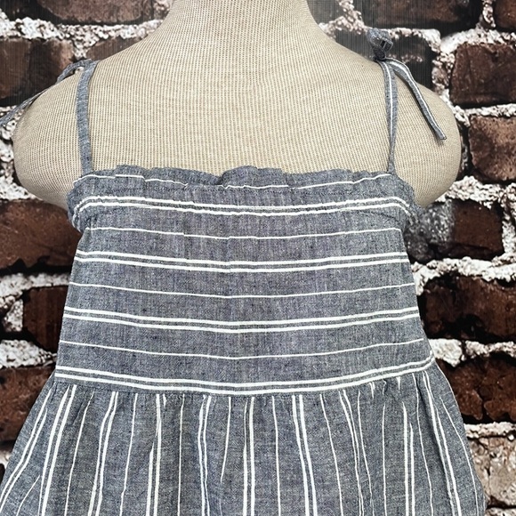 Roxy Tank Top Crop NWT Bikini Mood Boxy Linen Stripes Gray White Size X Small XS - Picture 6 of 14